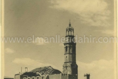 Manlleu. 23 de maig de 1944. fase de reconstruccio de l'esglesia parroquial.